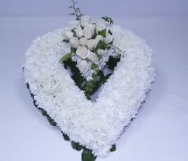 CRC 01 - Coração flores brancas