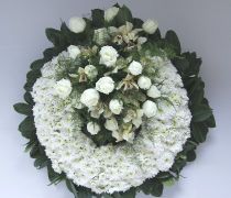 CRF 07 - Coroa flores brancas
